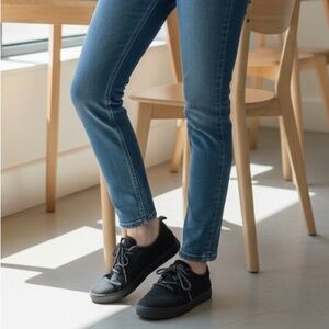 Allbirds Women's Dark Gray Sneakers